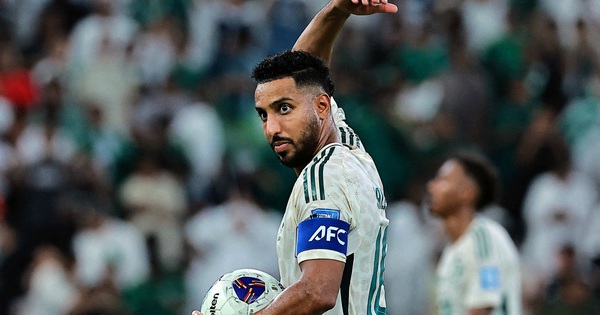 Vì sao trọng tài trận Ả Rập Xê Út vs Uruguay mặc áo hồng? NEW88 bắn cá cập nhật thông tin nóng - hình ảnh - new88pg8.com Vì sao trọng tài trận Ả Rập Xê Út vs Uruguay mặc áo hồng? NEW88 bắn cá cập nhật thông tin nóng - hình ảnh - new88pg8.com