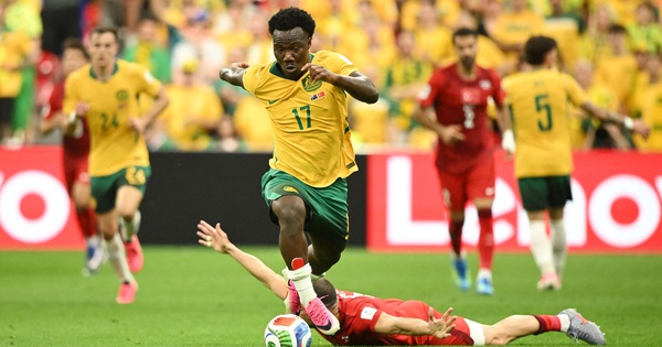Úc phá dớp ngoạn mục tại World Cup, thắng Thổ Nhĩ Kỳ 2-0: Ngôi sao trẻ làm điều cực khó tin - hình ảnh - new88pg8.com