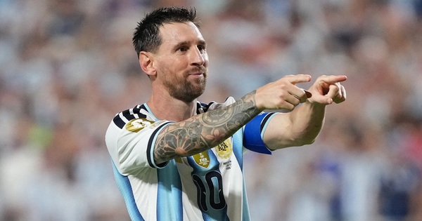 Xavi: ‘Messi là vô song, gần như không phải con người’ - hình ảnh - new88pg8.com Xavi: ‘Messi là vô song, gần như không phải con người’ - hình ảnh - new88pg8.com