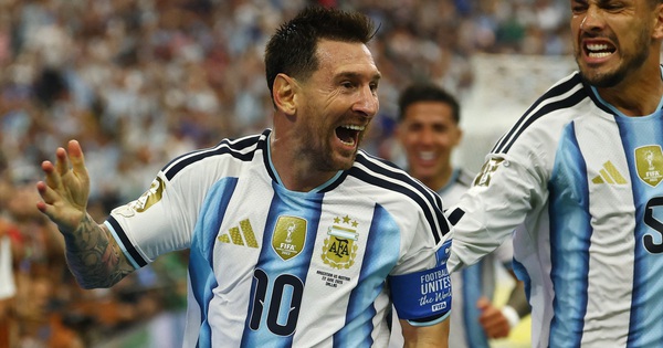 Messi đảo ngược tình thế trong cuộc đua Vua phá lưới World Cup: Bỏ xa Ronaldo, kém một người - hình ảnh - new88pg8.com