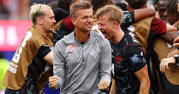 Người hùng Stephen Eustaquio giúp Canada vào vòng 16 đội World Cup 2026 - hình ảnh - new88pg8.com Người hùng Stephen Eustaquio giúp Canada vào vòng 16 đội World Cup 2026 - hình ảnh - new88pg8.com