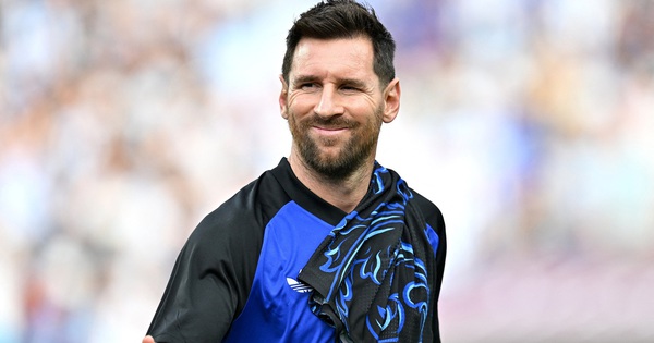 HLV Scaloni phản ứng mạnh tin đồn về Messi và Ronaldo, khẳng định siêu sao đá trận giao hữu - hình ảnh - new88pg8.com