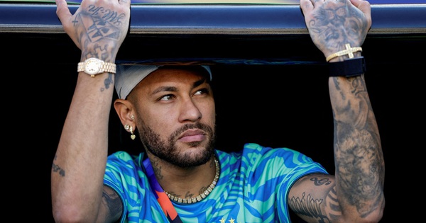 Tổng thống Brazil châm biếm Neymar: Dự World Cup chỉ để… làm việc từ xa? - hình ảnh - new88pg8.com Tổng thống Brazil châm biếm Neymar: Dự World Cup chỉ để… làm việc từ xa? - hình ảnh - new88pg8.com