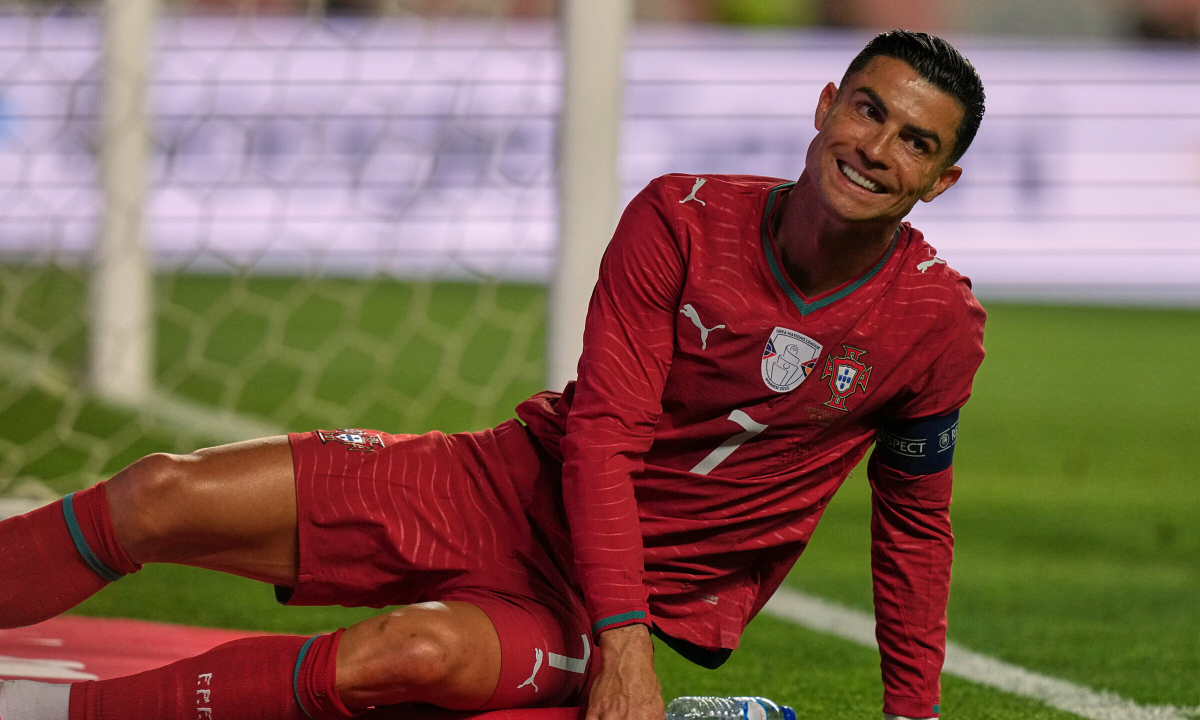 Ronaldo Bất Ngờ Rơi Khỏi Top 40 Cầu Thủ Đẹp Trai World Cup 2026 - hình ảnh - new88pg8.com