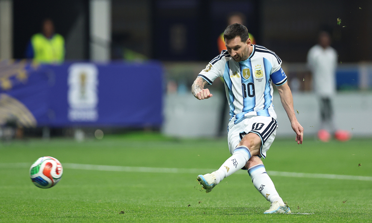 Messi sút hỏng phạt đền nhiều nhất một kỳ World Cup: Cú sốc cho fan Argentina - hình ảnh - new88pg8.com Messi sút hỏng phạt đền nhiều nhất một kỳ World Cup: Cú sốc cho fan Argentina - hình ảnh - new88pg8.com