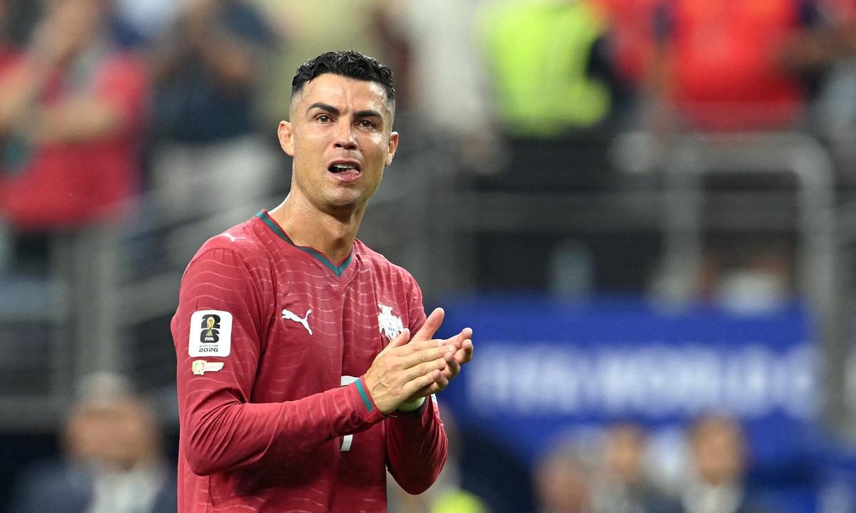 Ronaldo bật khóc chia tay World Cup 2026: Huyền thoại khép lại giấc mơ vàng - hình ảnh - new88pg8.com